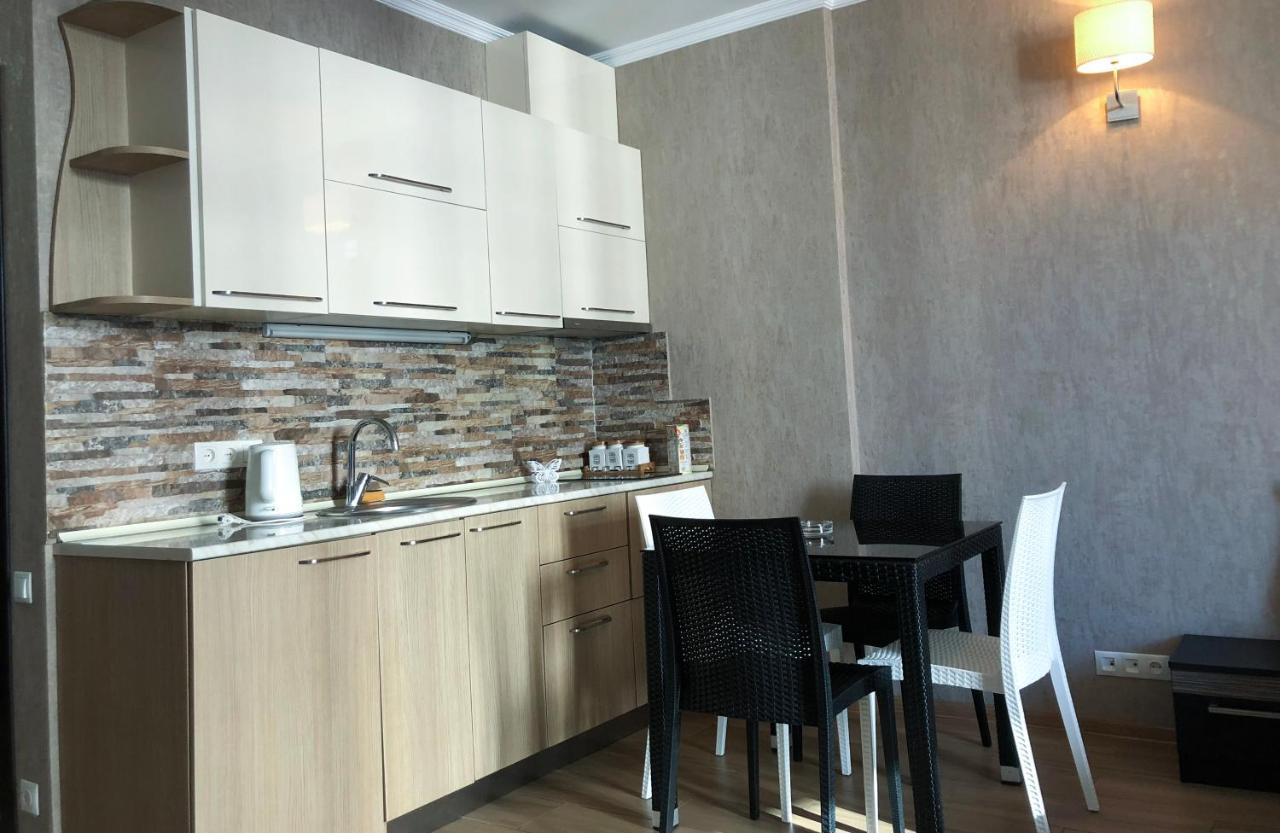 Black Sea Towers บาทูมิ ภายนอก รูปภาพ
