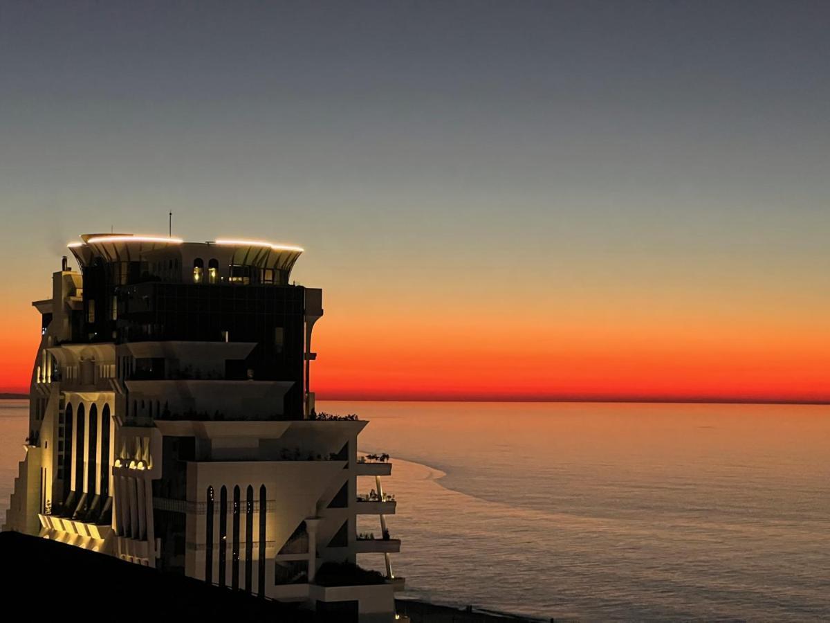 Black Sea Towers บาทูมิ ภายนอก รูปภาพ