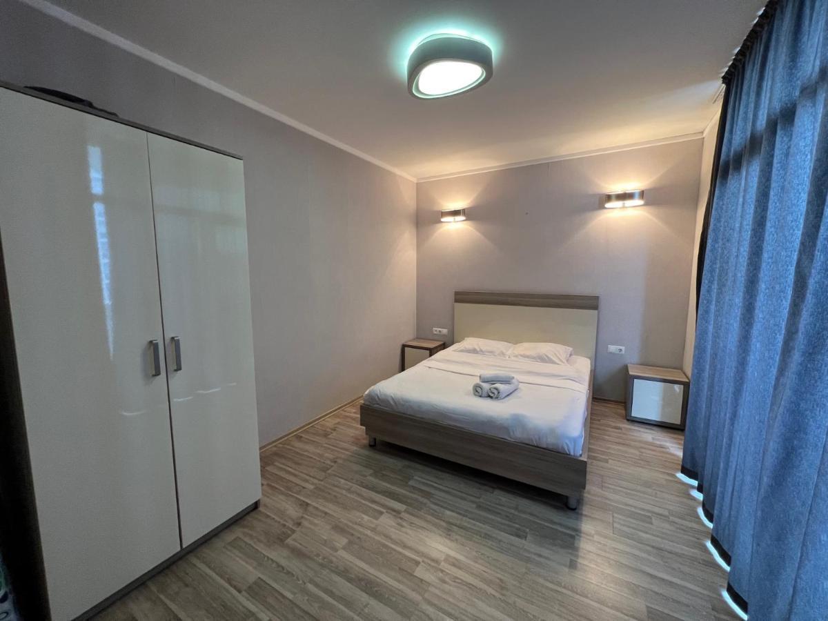 Black Sea Towers บาทูมิ ภายนอก รูปภาพ